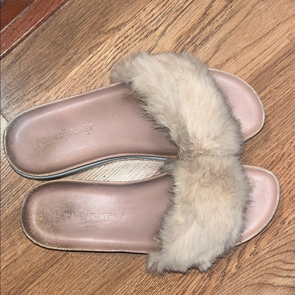 Donald J. Pliner Shoes - Donald J. Pliner Women's Plush Fur Slippers - Cream